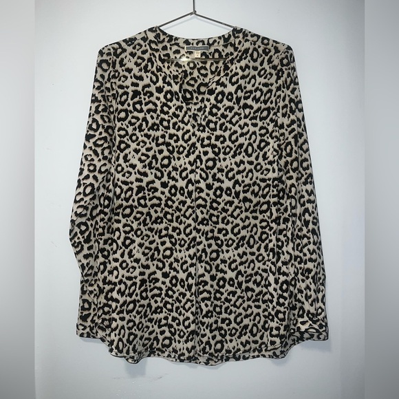 Pleione Dresses & Skirts - Pleione animal print blouse long sleeve size M